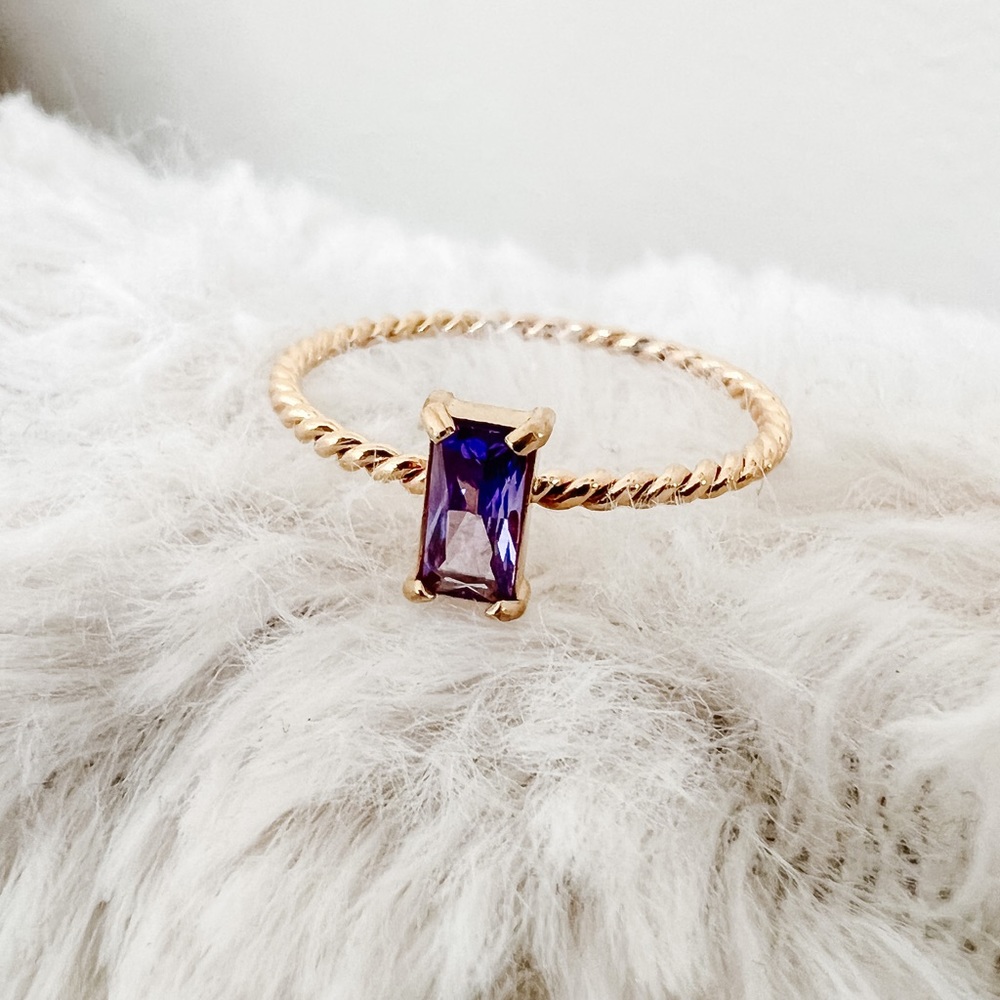 Dainty Purple Gemstone Ring- Available size 6,7,8
